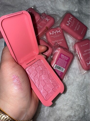 Nyx allık