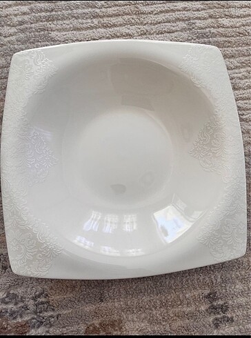 Karaca fine pearl helen yemek tabağı