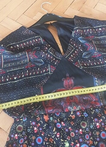 38 Beden çeşitli Renk Desigual elbise 38