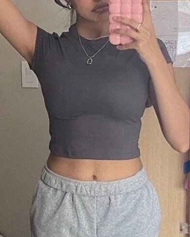 Diğer Shein 4?lü crop seti