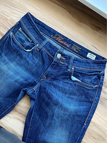 Vintage Mavi jeans super low rise flare jean