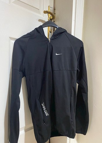 Nike Siyah Fermuarlı Kadın Spor Ceketi