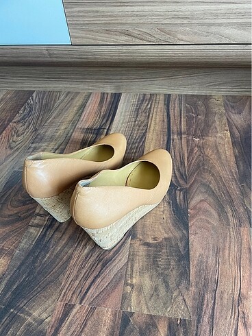 39 Beden camel Renk 39 numara Nine West dolgu topuk
