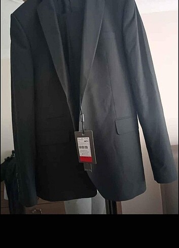Altın yıldız takım elbise
