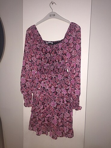Pembe elbise mini