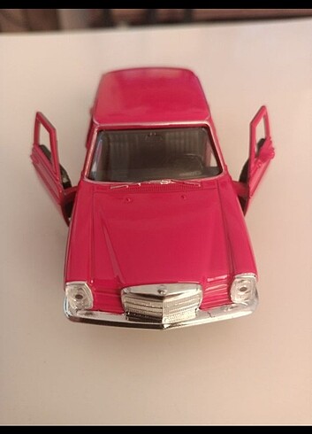 Beden Renk Mercedes