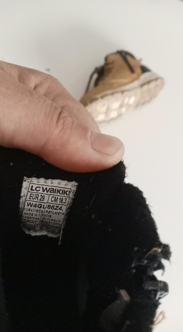 Bej Erkek Çocuk Çok Az Kullanildi Bot - Görsel 5