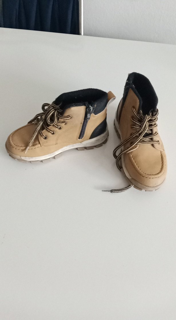 Bej Erkek Çocuk Çok Az Kullanildi Bot - Görsel 2