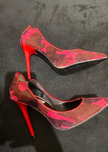 Stiletto - Görsel 2