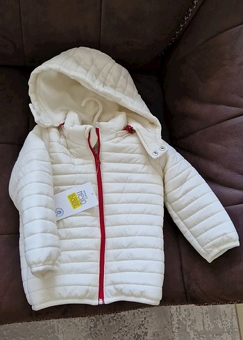 Beyaz Kapüşonlu unisex Çocuk Mont