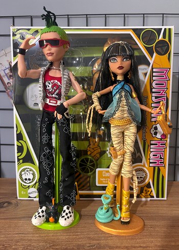 Monster High Cleo and Deuce