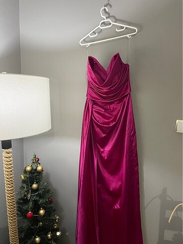 PEMBE SATEN ELBİSE