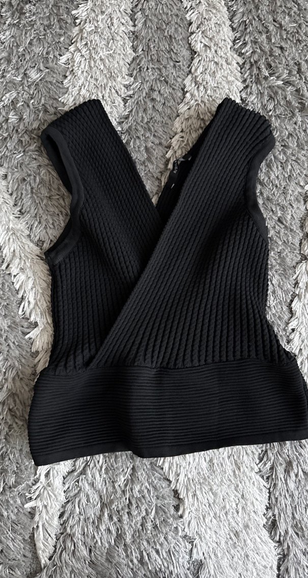 Siyah V Yaka Kolsuz Triko Süveter - Görsel 2