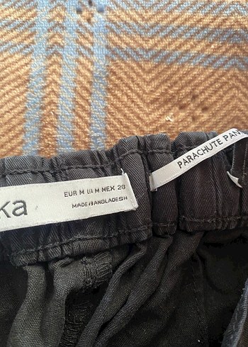 Bershka kargo pantolon - Görsel 2