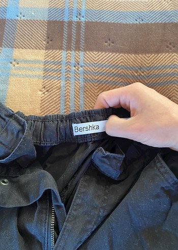 Bershka kargo pantolon - Görsel 3