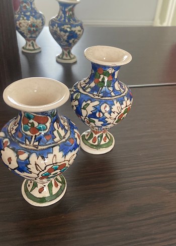  Beden Renkli Çiçek Desenli Mini Vazo