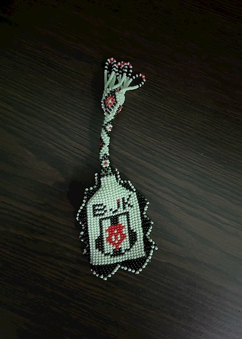 American Vintage Boncuk İşlemeli Vintage Rock Punk Anahtarlık