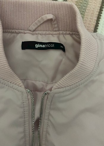 Düğmeli pembe ceket - Görsel 3