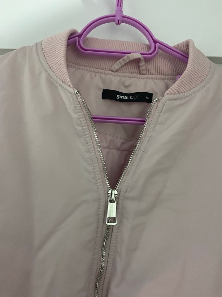 Pembe Kısa Fermuarlı Kadın Ceket - Görsel 3