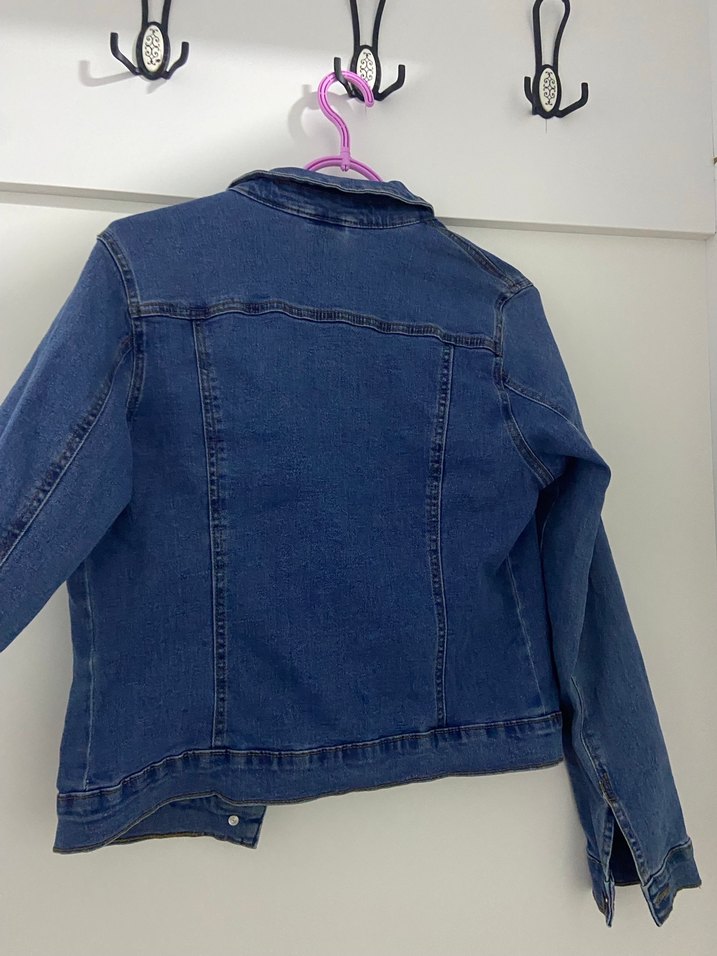 Düğmeli Mavi Kadın Kot Ceket - Görsel 2