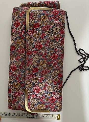 Accessorize çiçekli clutch