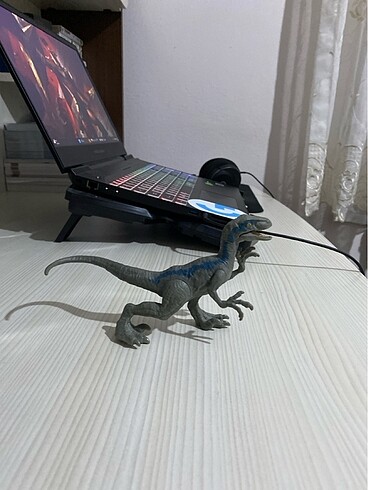Jurassic world blue