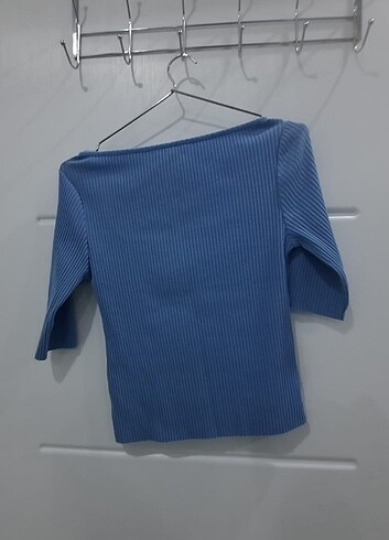 H&M Mavi crop