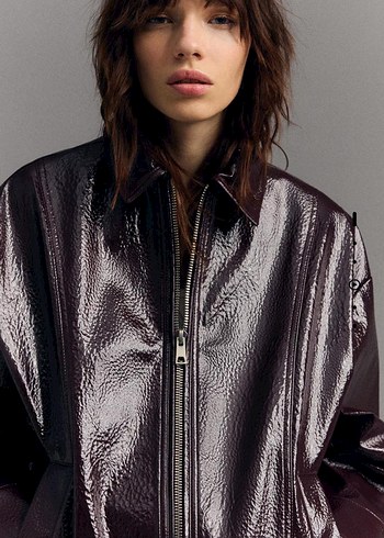 Bershka vinil görünümlü ceket
