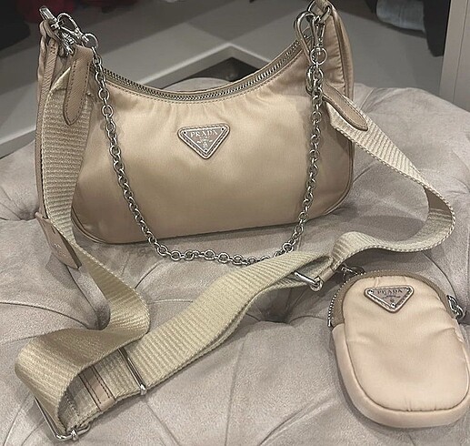 Prada re edition 2005