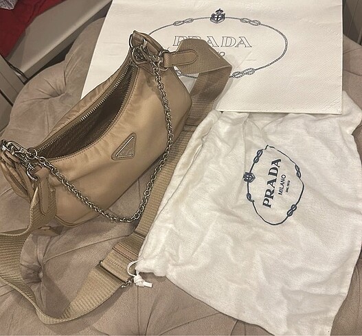  Beden Prada re edition 2005