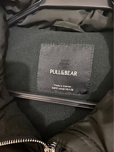 s Beden Pull and bear mont