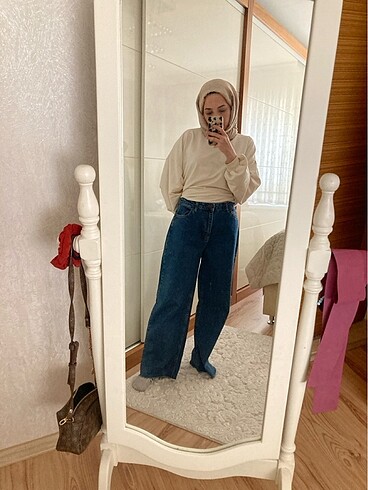 Wideleg Jean