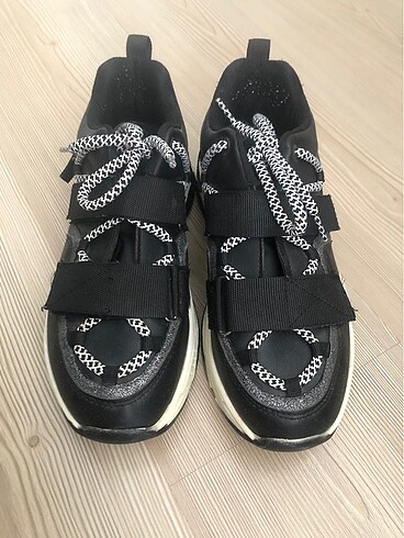 38 Beden siyah Renk Sneaker