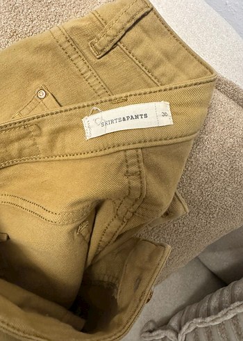 36 Beden Kadın Bej Süet Kemerli Normal Boy Pantolon