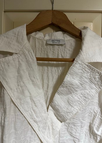 Beyaz Midi Belden Kemerli Kadın Gömlek - Görsel 2