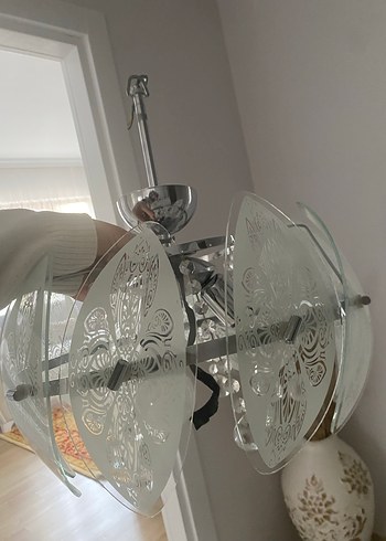 Bej ve Gri Cam Detaylı Avize - Görsel 3