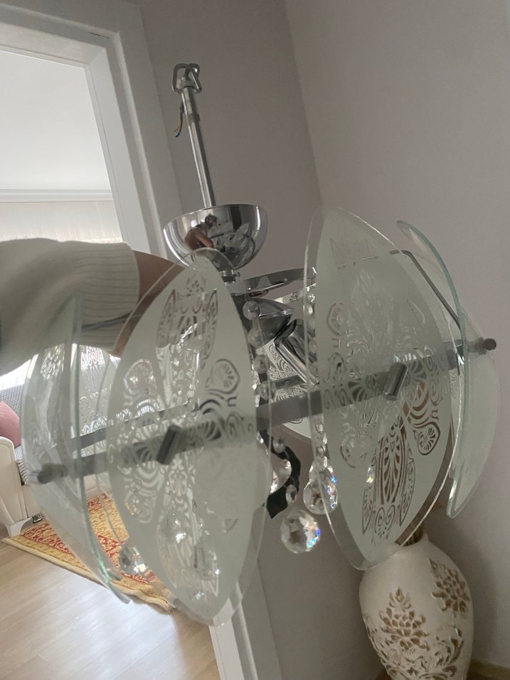 Bej ve Gri Cam Detaylı Avize - Görsel 4