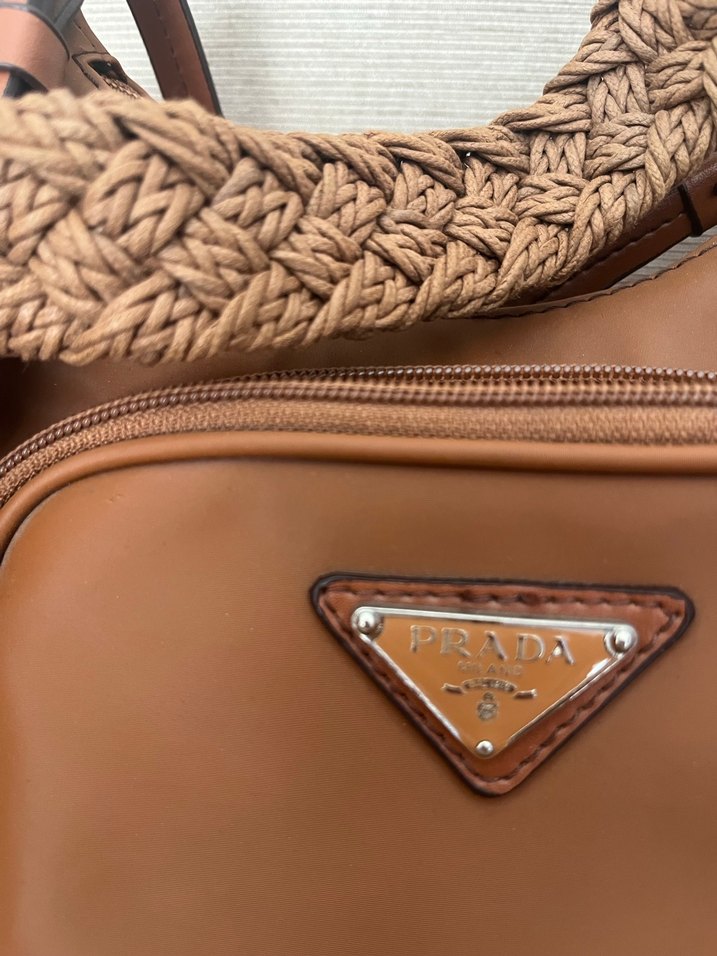 Taba rengi Prada Kadın Çanta - Görsel 4