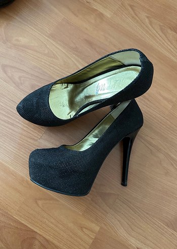 36 Beden Siyah Yılan Desenli Stiletto Topuklu Kadın Ayakkabı