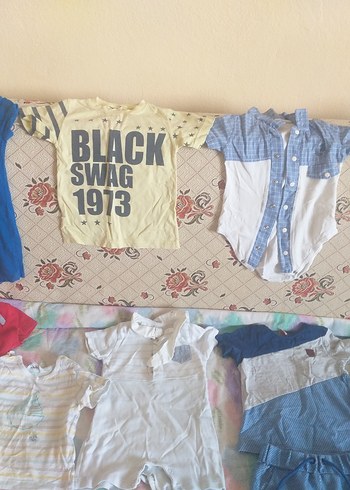 Renkli Baskılı Kısa Kollu Bebek Takımı