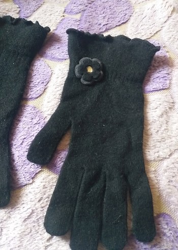 Siyah Örgü Kadın Eldiven Çiçek Detaylı - Görsel 2