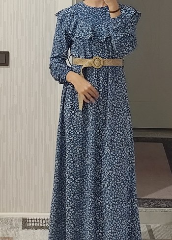 Diğer Kadın Uzun Kemerli Çiçekli Elbise