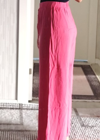 Diğer Pembe Bol Kesim Midi Kadın Pantolon