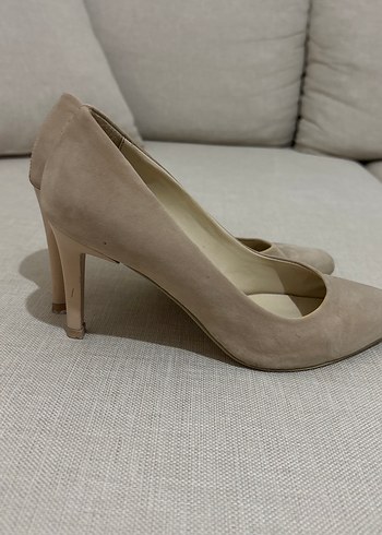 Bej Süet Stiletto Kadın Ayakkabı - Görsel 2