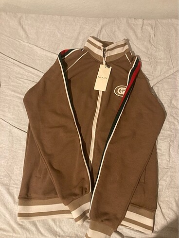 Gucci hırka M beden