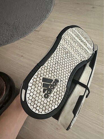 36 Beden Adidas çocuk ayakkabısı