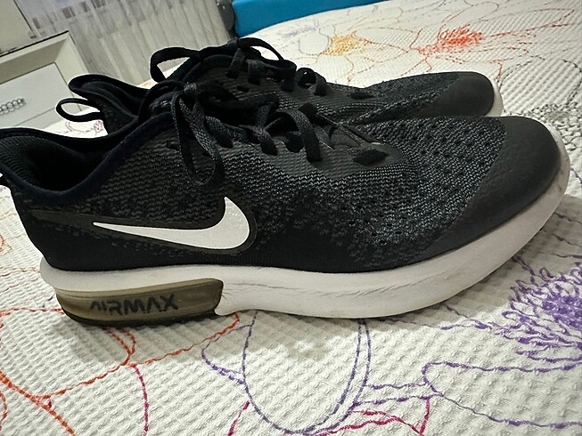 Nike Nike airmax 40 numara unisex