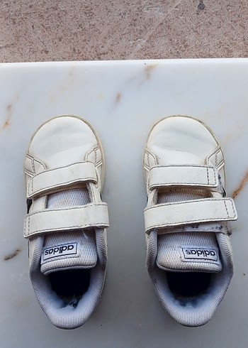 Erkek Çocuk Beyaz Adidas Spor Ayakkabı