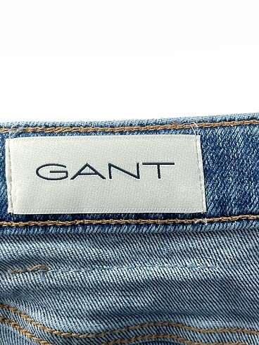 30 Beden mavi Renk Gant Jean / Kot Şort %70 İndirimli.