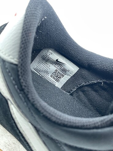 38 Beden siyah Renk Nike Spor Ayakkabı %70 İndirimli.